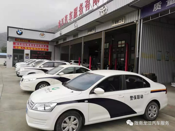 金錘鈑金，銀槍噴漆！龍江汽修值得信賴！