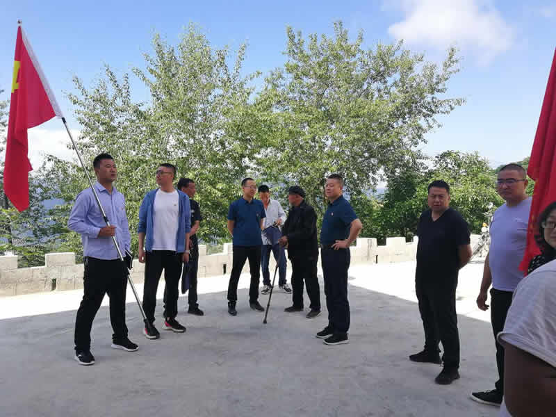 “感黨恩、憶黨史”，--市龍江城鄉(xiāng)發(fā)展集團公司開展慶祝建黨99周年主題黨日活動